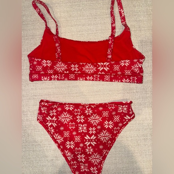 SKIMS Fits Everybody Scoop Bralette and Cheeky Brief Panty - Picture 3 of 3